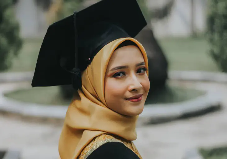 Graduated women